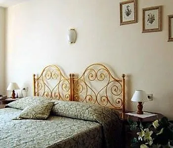 Hotel San Michele Σαν Τζιμινιάνο